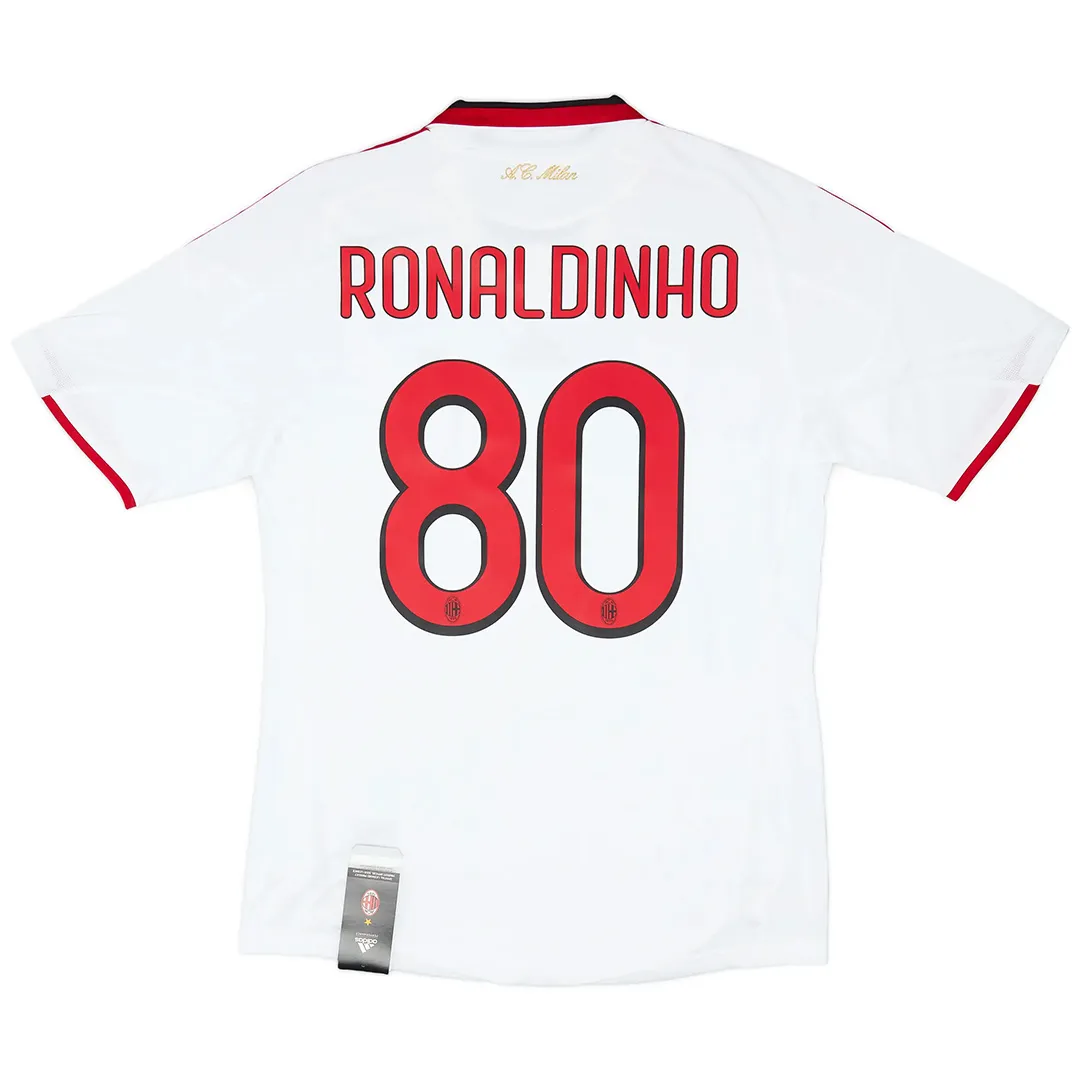 Ronaldinho retro shirt, name and number on the back