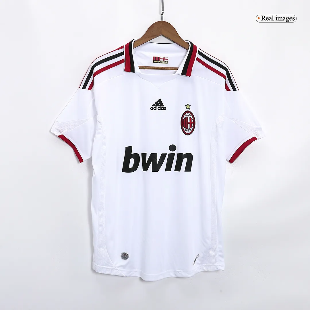 AC Milan 2009-10 Away Shirt – Ronaldinho 80 in white, red, black view 4