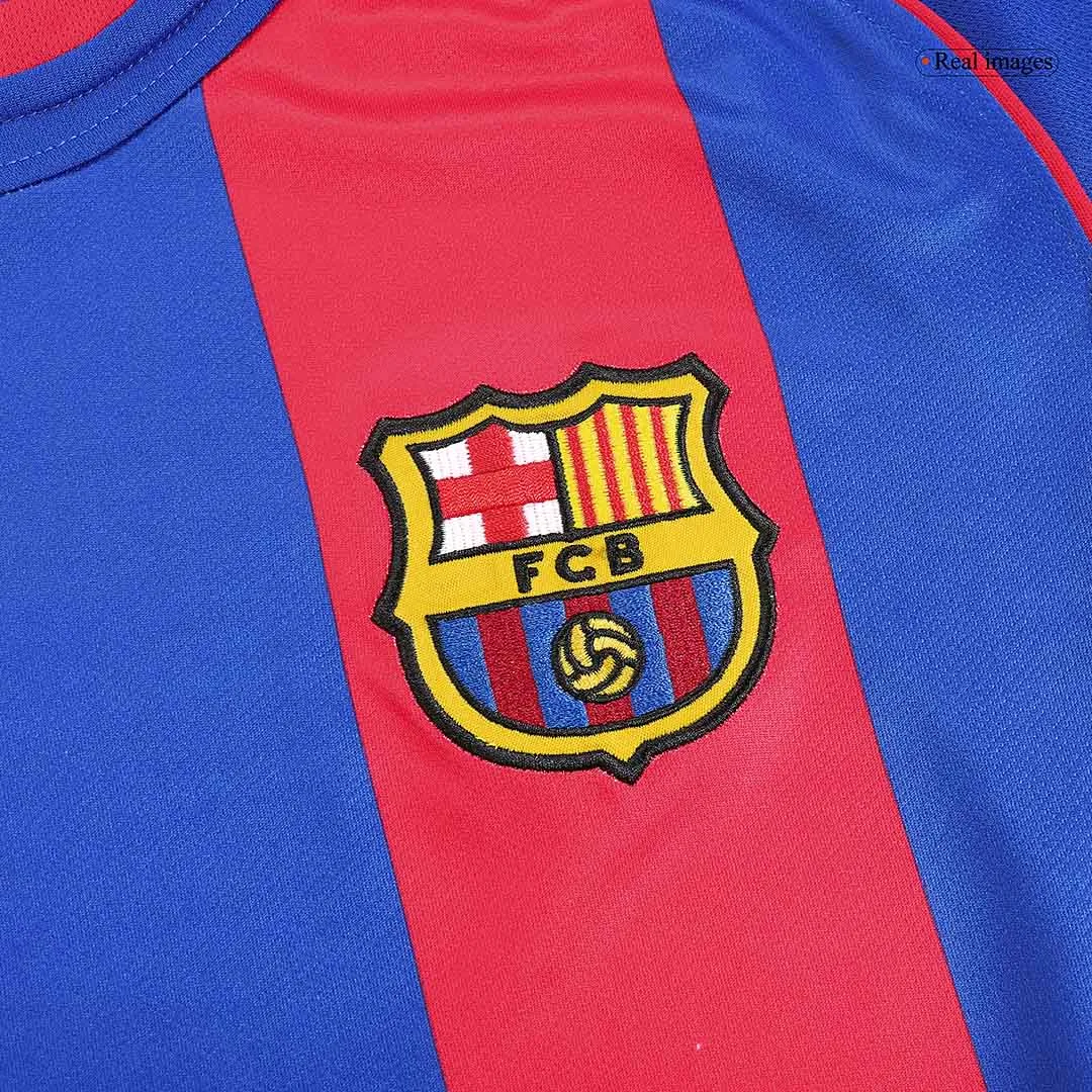 Barcelona 2004-05 Home Shirt in blue, red view 4