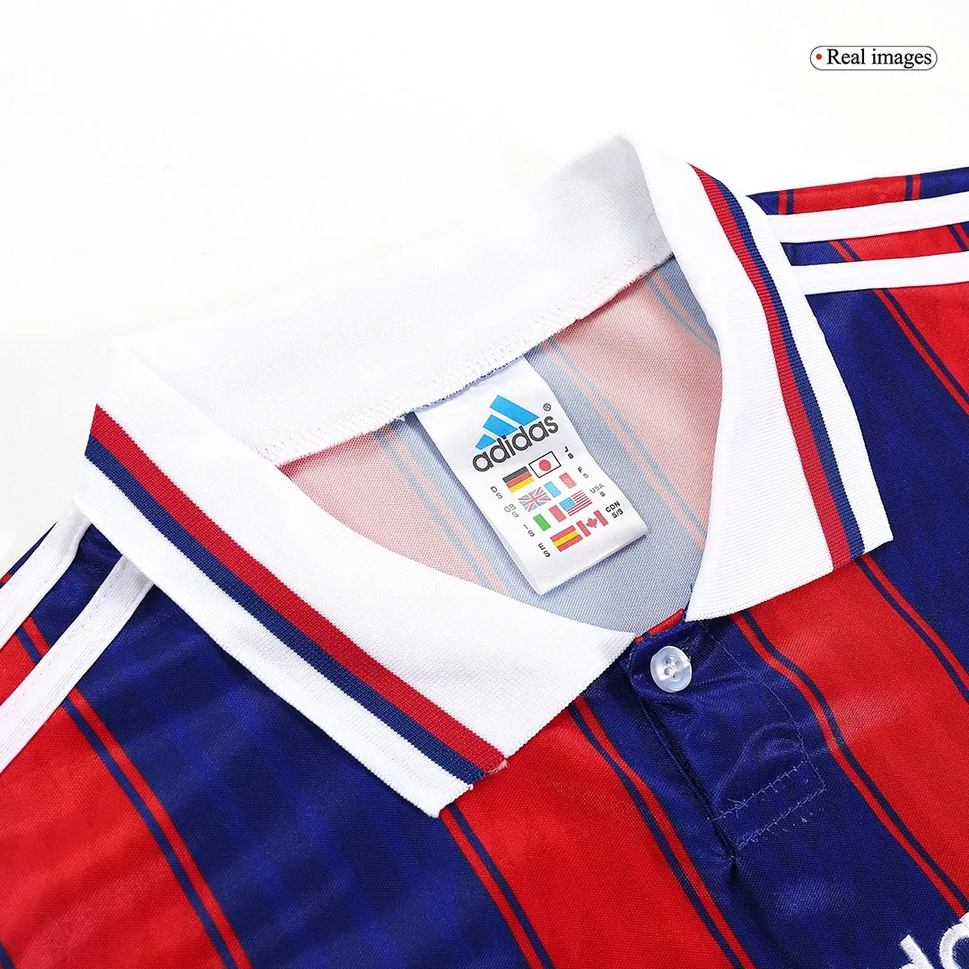 Bayern Munich 1995-97 Home Shirt in red, blue view 3