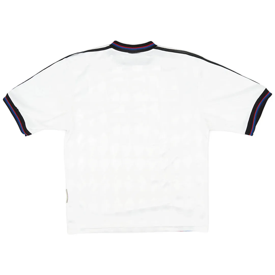 Bayern Munich 1996-98 Away Shirt in white, red, blue view 2