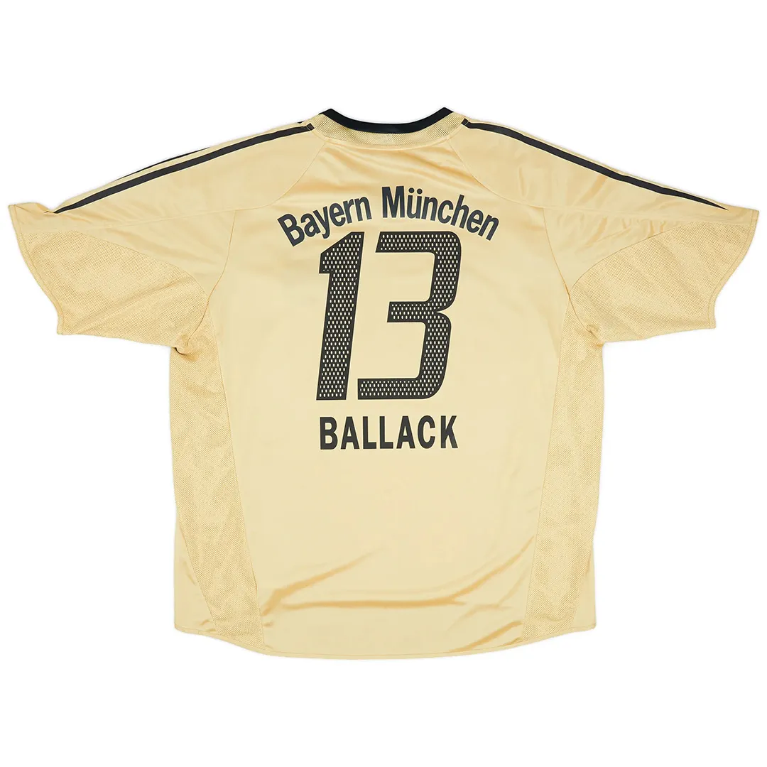 Bayern Munich 2004-05 Away Shirt – Ballack 13 in gold, black