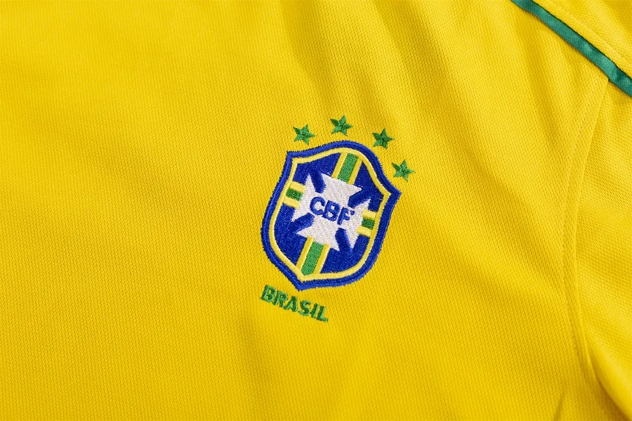 Brazil 1998 World Cup Home Shirt – Ronaldo 9 in yellow, green view 5