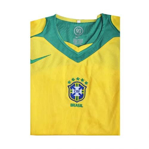 Brazil 2004 Home Shirt – Ronaldo 9 in yellow, green view 4