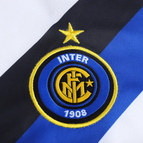 Inter Milan 2002-03 Away Shirt in white, blue, black view 4