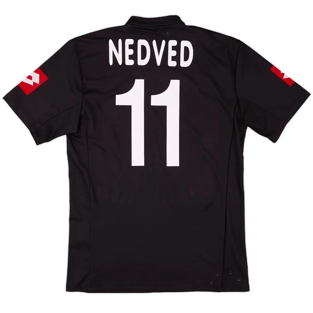 Juventus 2001-02 Away Shirt – Nedved 11 in black, gold
