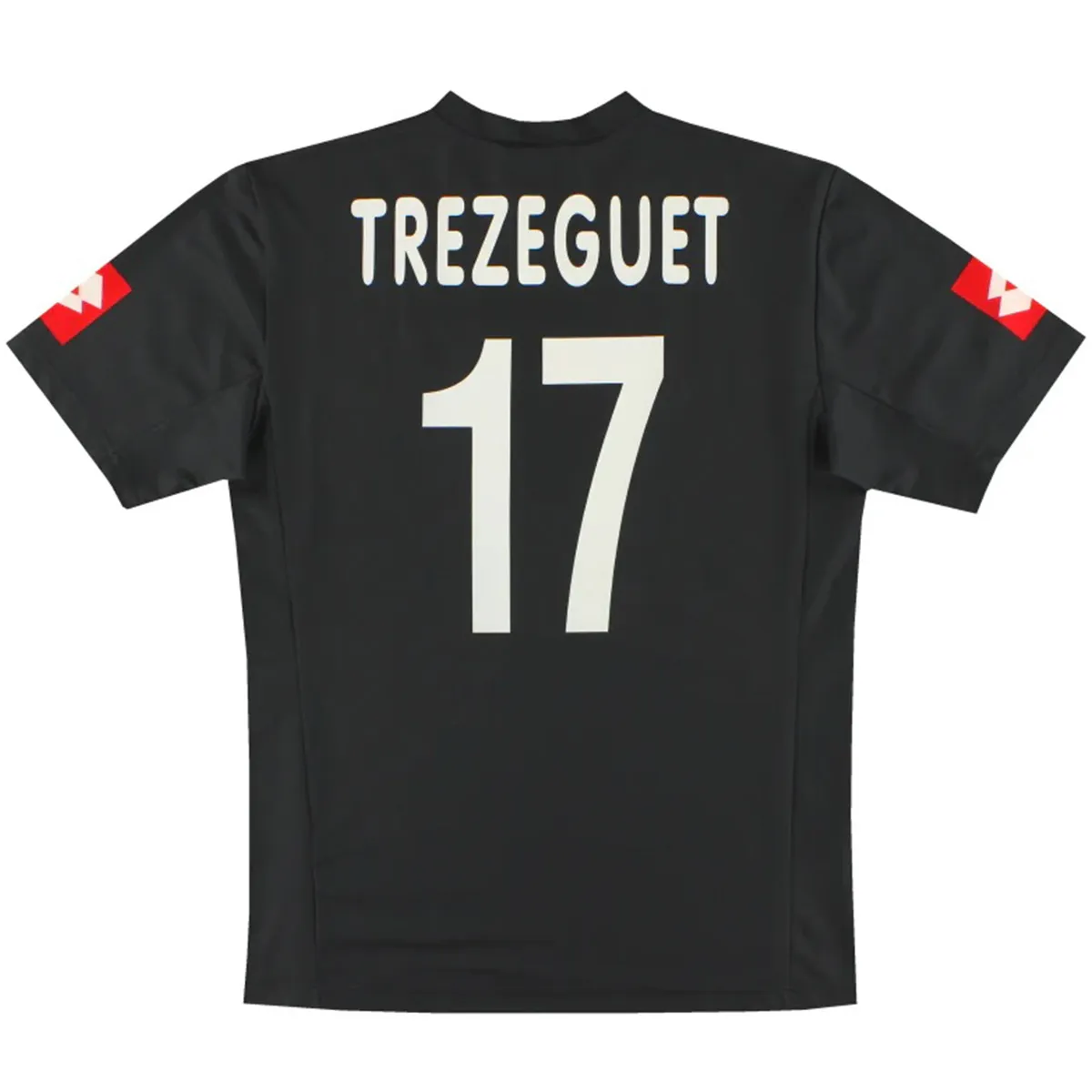 Juventus 2001-02 Away Shirt – Trezeguet 17 in black, gold