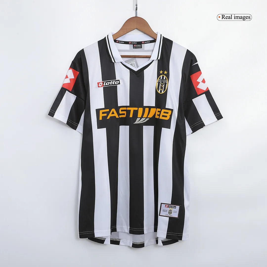 Juventus 2001-02 Home Shirt in black, white view 3