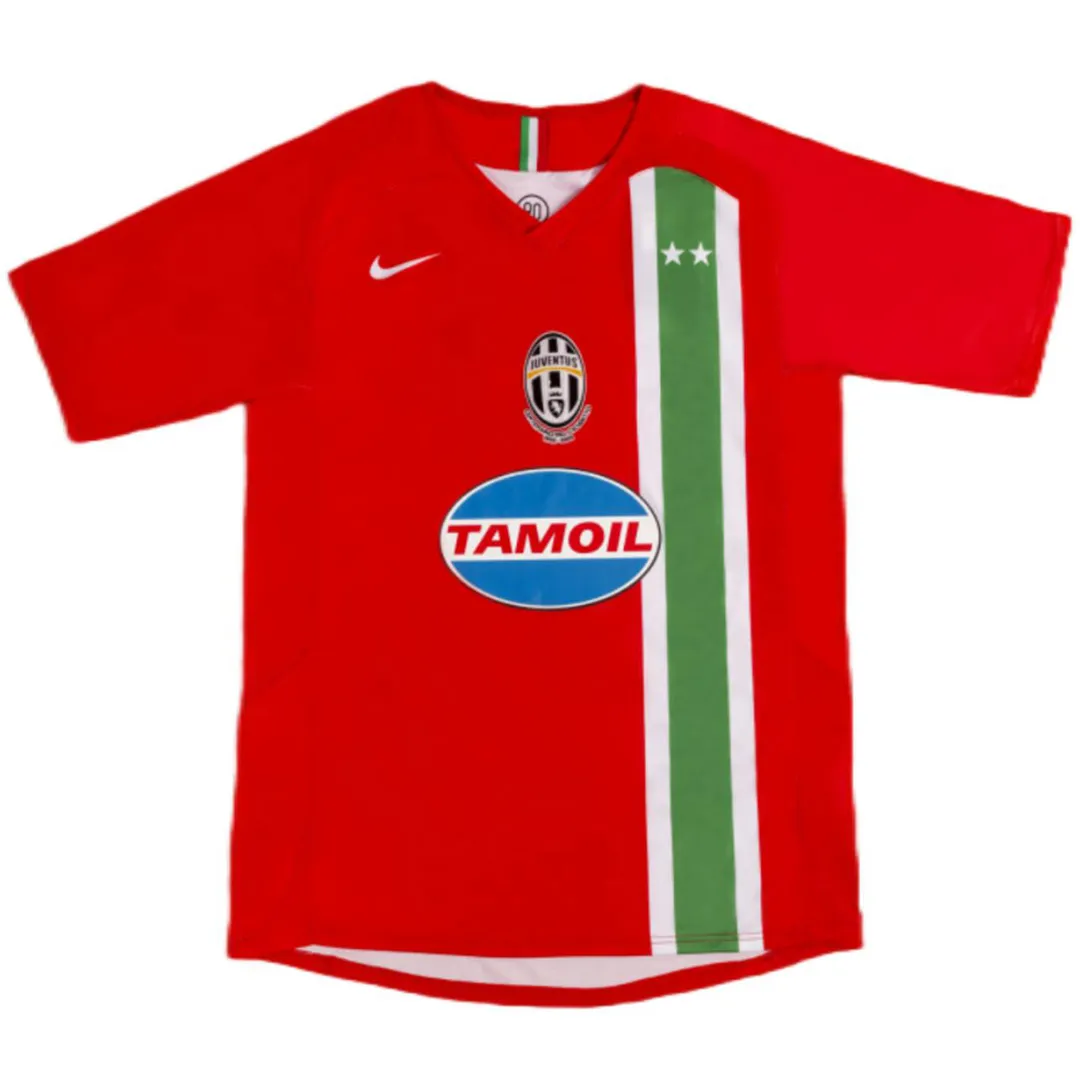 Juventus 2005-06 Away Shirt in red, green, white