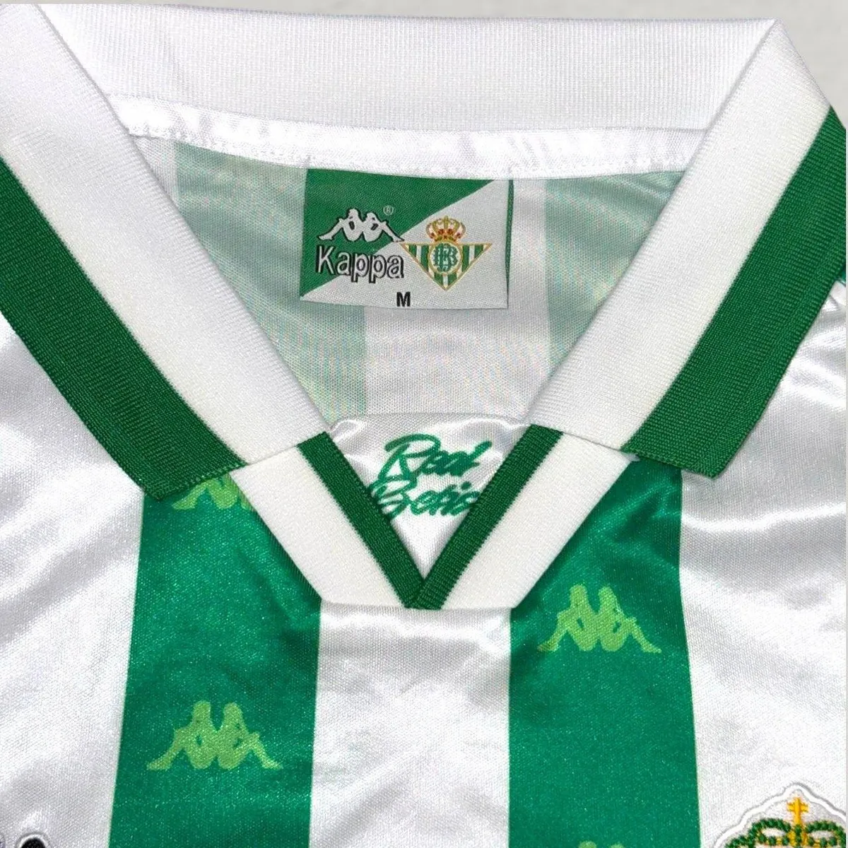 Real Betis 1995-97 Home Shirt in green, white view 3