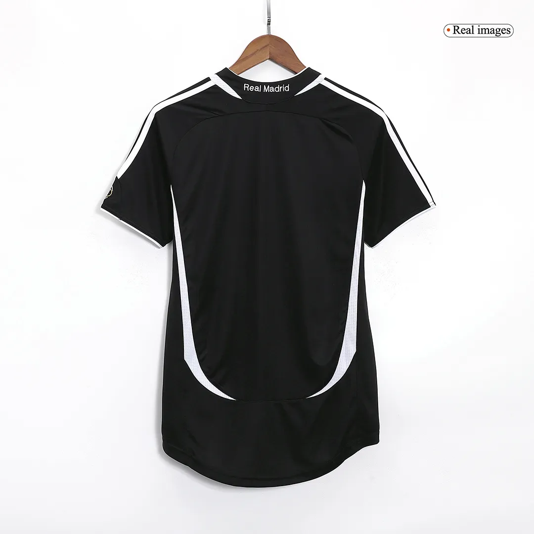 Real Madrid 2006-07 Away Shirt – Ronaldo 9 in black, white view 5