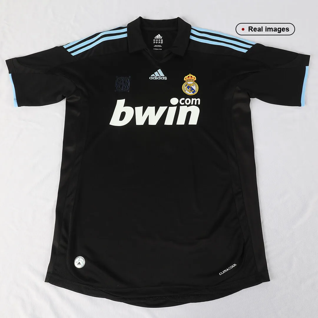 Real Madrid 2009-10 Away Shirt in black, light blue view 3