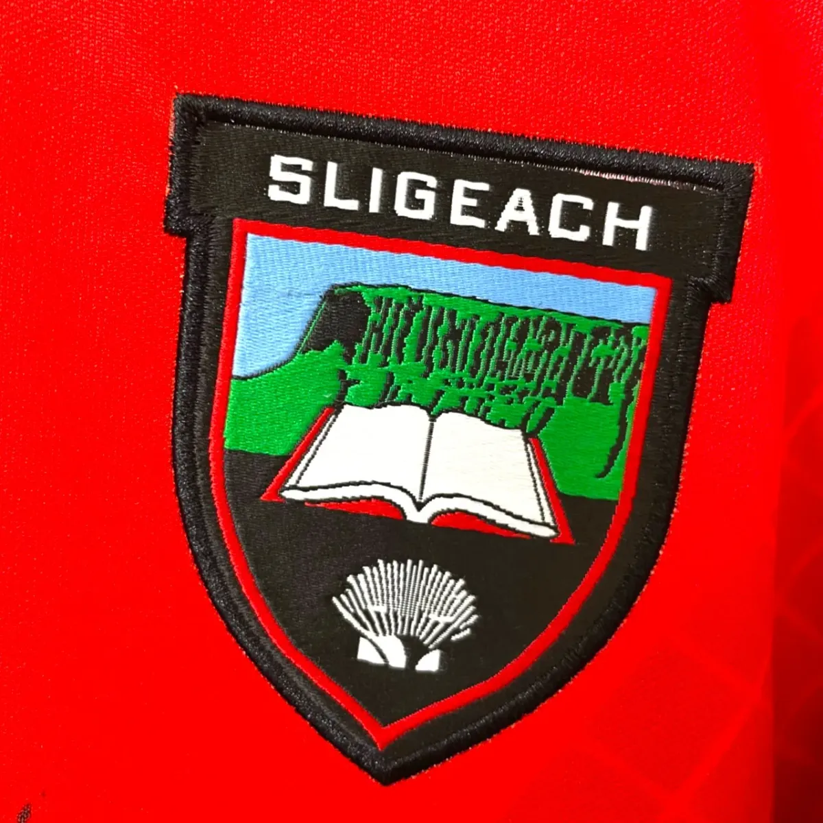 Sligo GAA 2025 Goalkeeper Jersey in red, black view 3