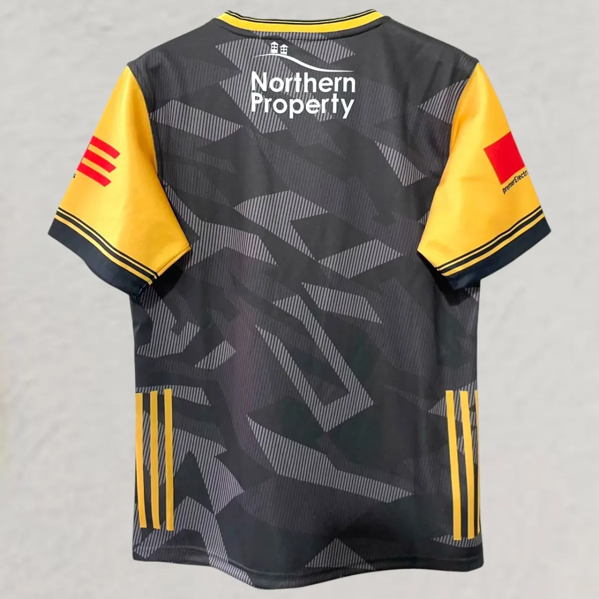 Antrim GAA 2025 Goalkeeper Jersey in black, amber view 2