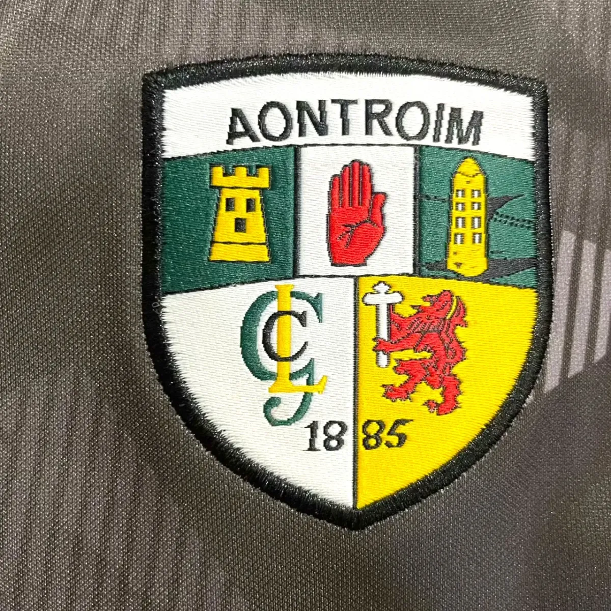 Antrim GAA 2025 Goalkeeper Jersey in black, amber view 3
