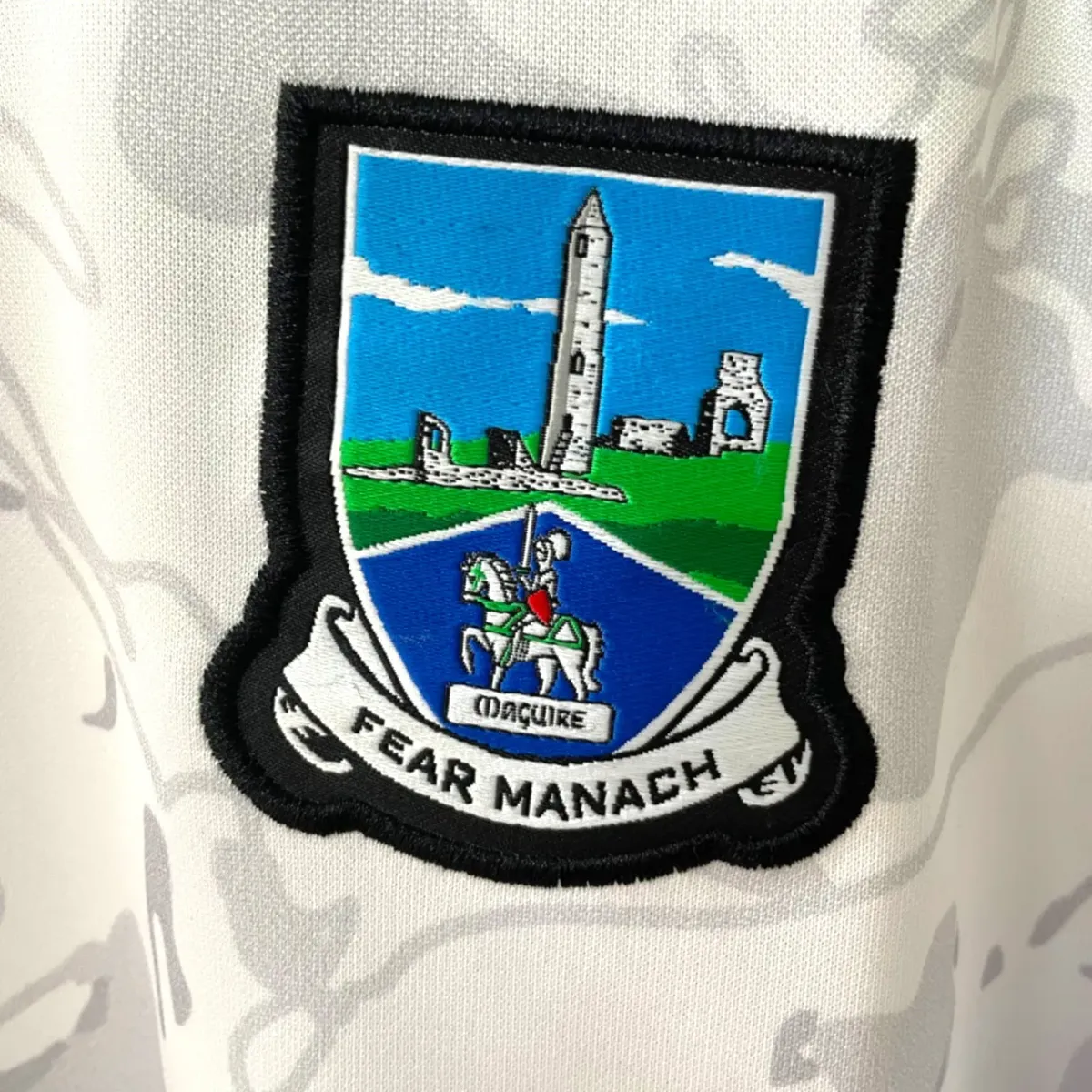 Fermanagh GAA 2025 Alternative Goalkeeper Jersey in white, navy view 3