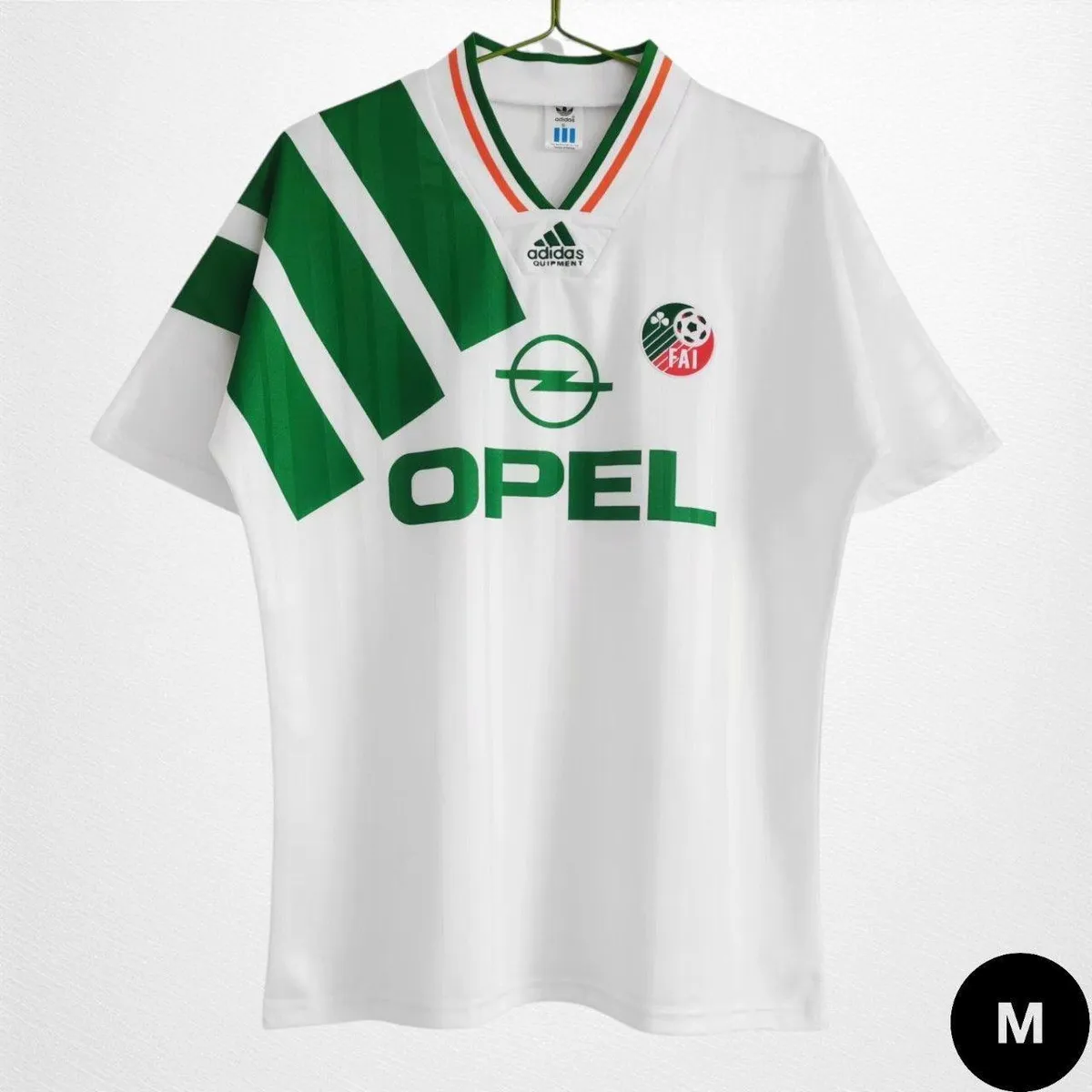 Ireland 1992-94 Away Jersey in white, green