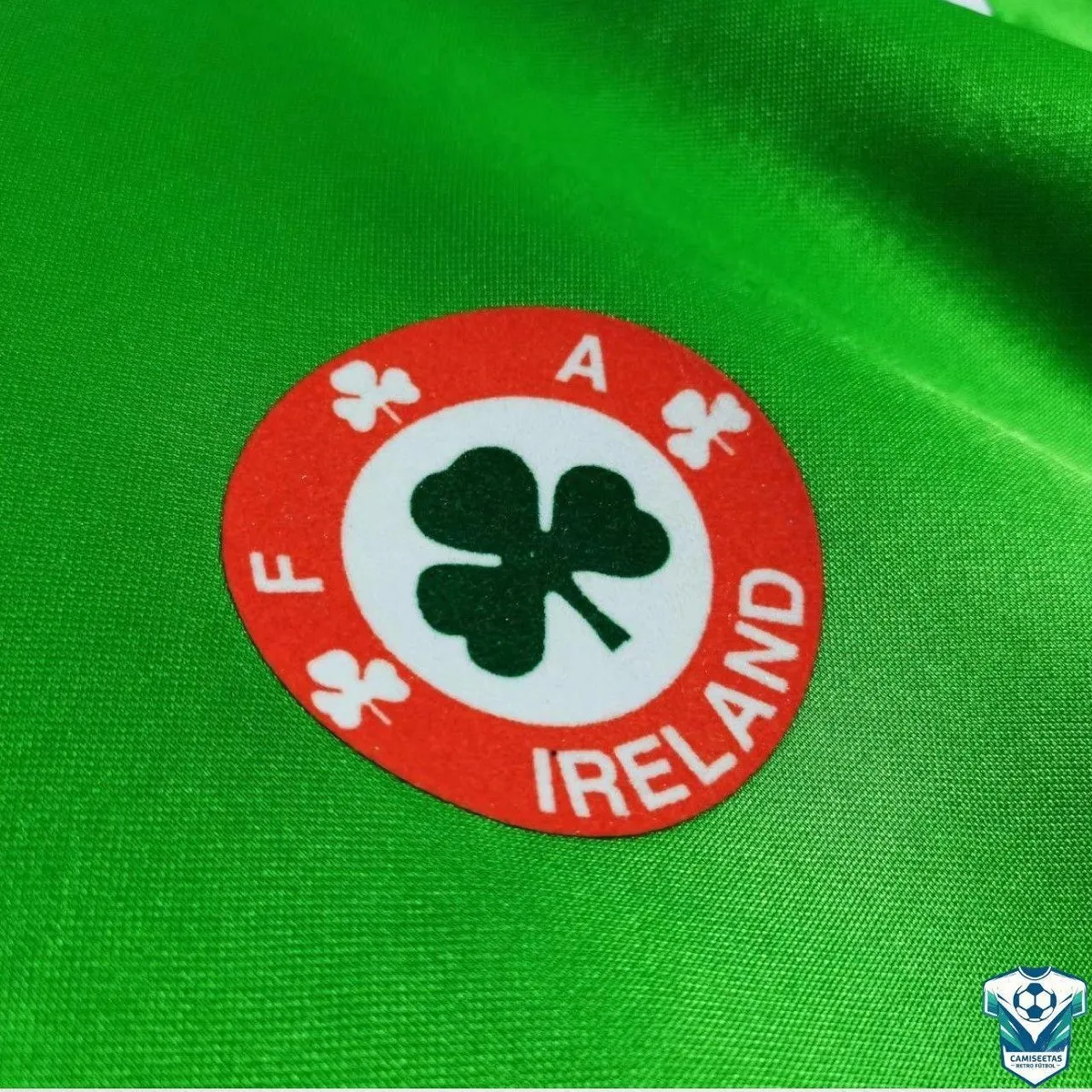 Ireland Euro 88 Home Jersey in green, white, orange view 5