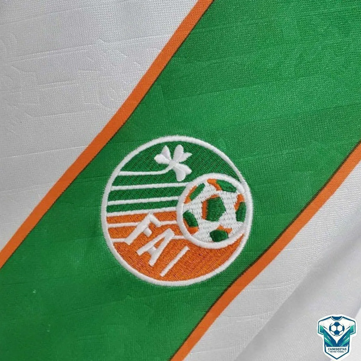 Ireland USA 94 World Cup Away Jersey in white, green view 5