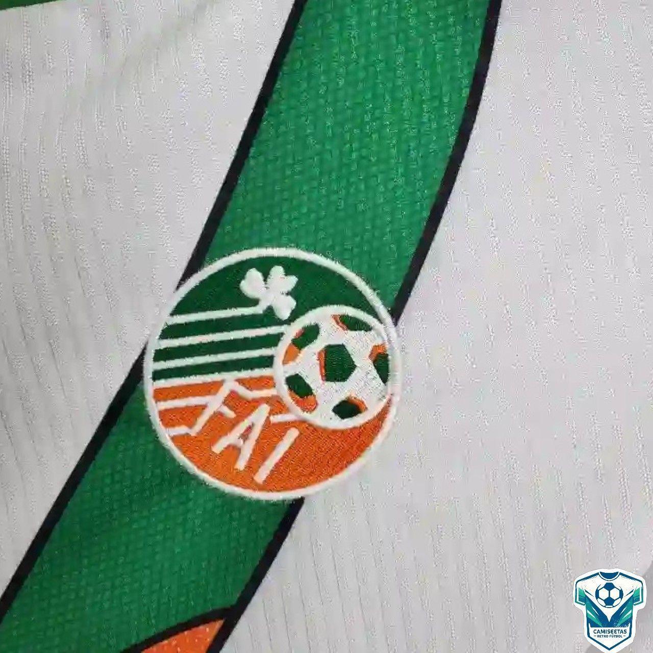 Ireland 1995-96 Away Jersey view 6