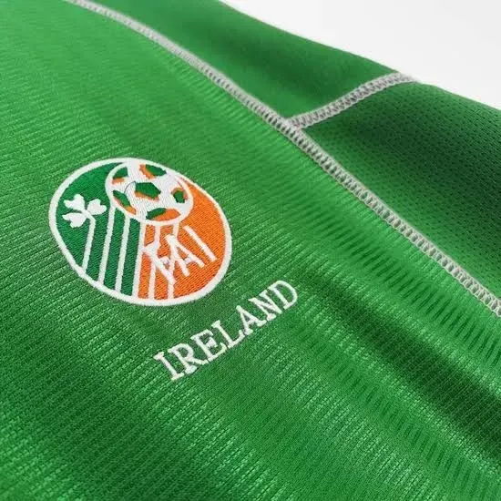 Ireland 2002 World Cup Home Jersey in green, white view 3