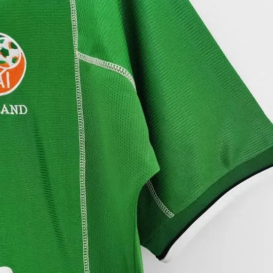 Ireland 2002 World Cup Home Jersey in green, white view 4