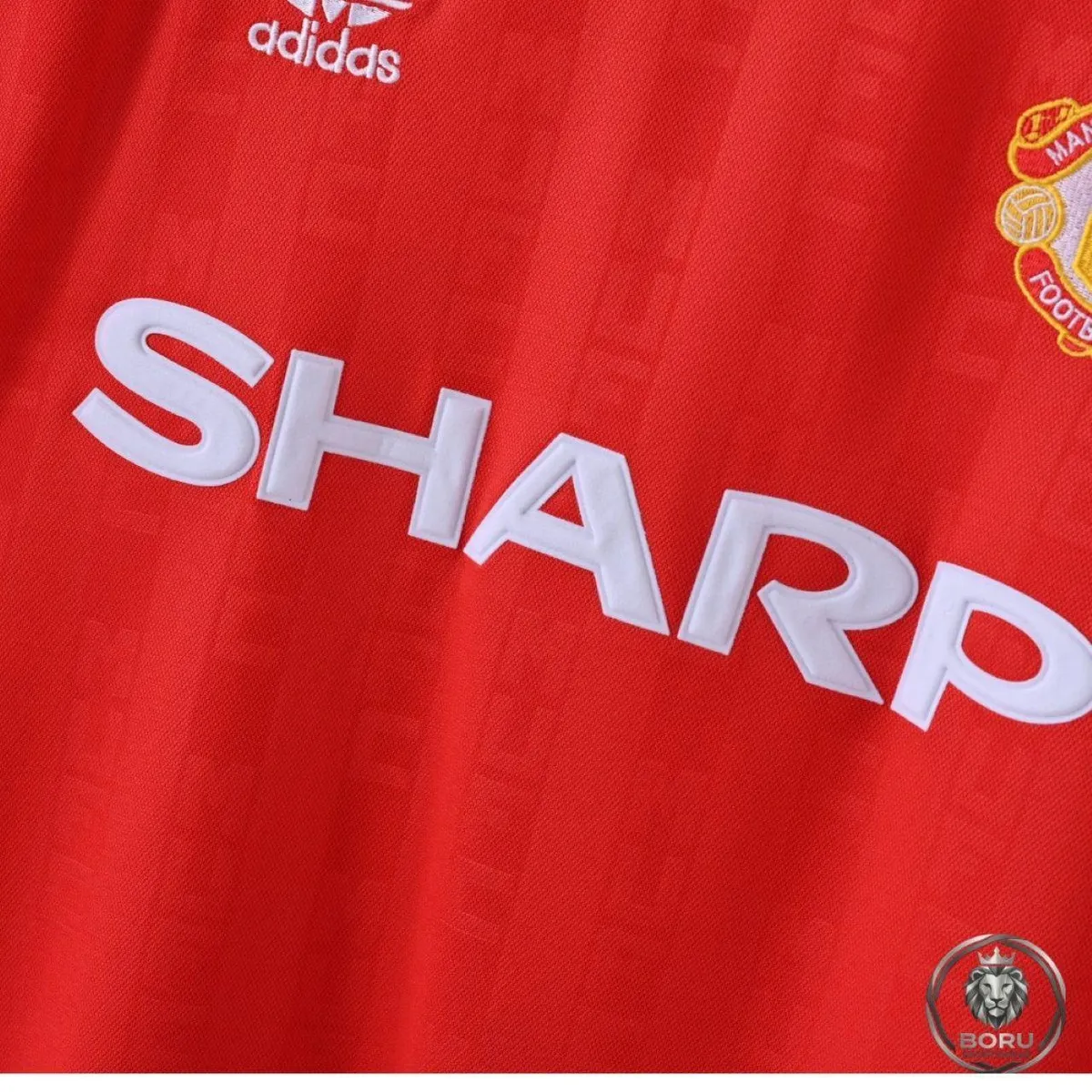 Manchester United 1988-90 Home Shirt in red, white view 7