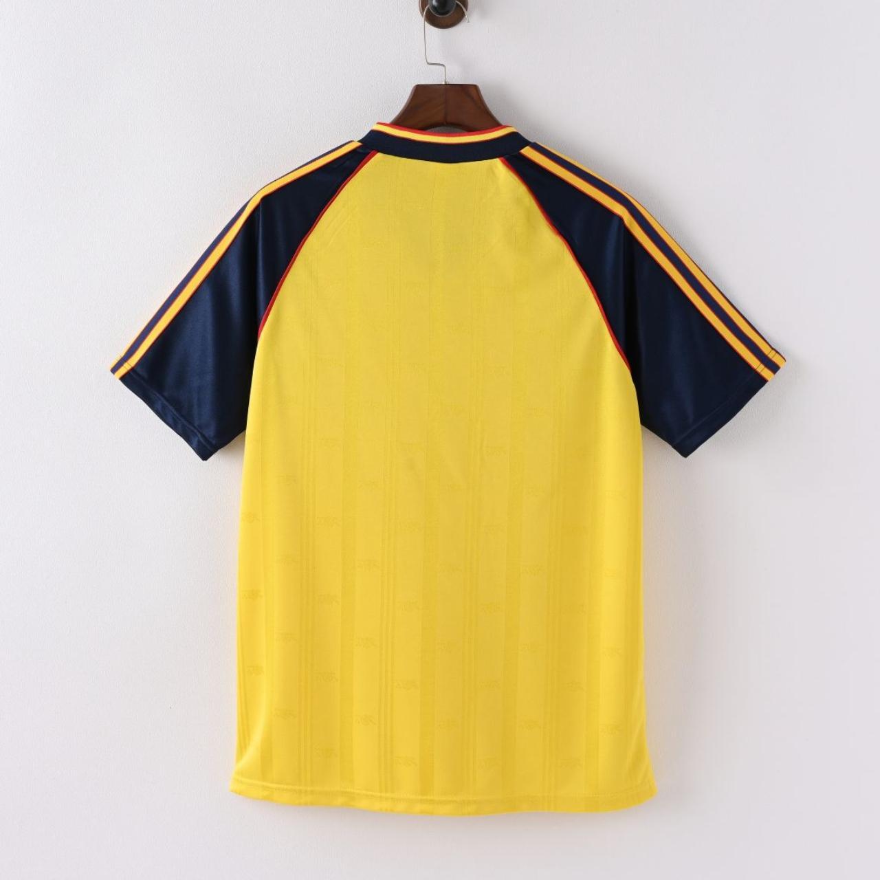 Arsenal 88-89 Away Shirt view 2