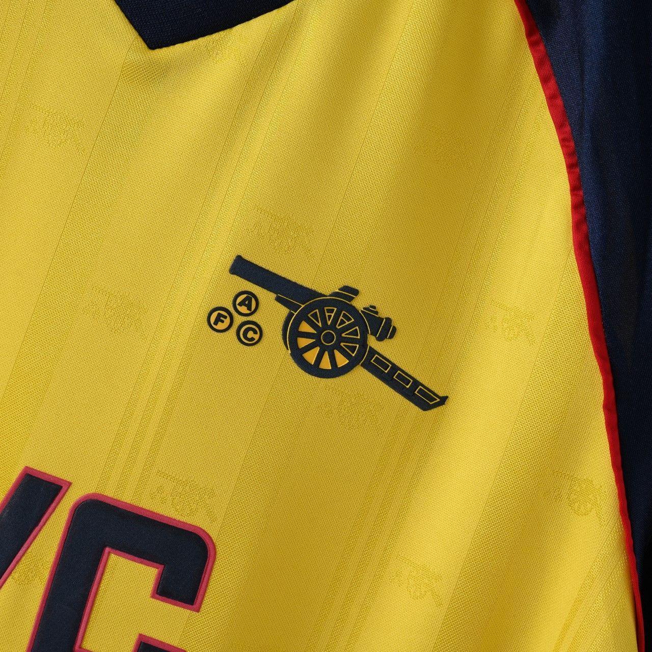 Arsenal 88-89 Away Shirt view 4
