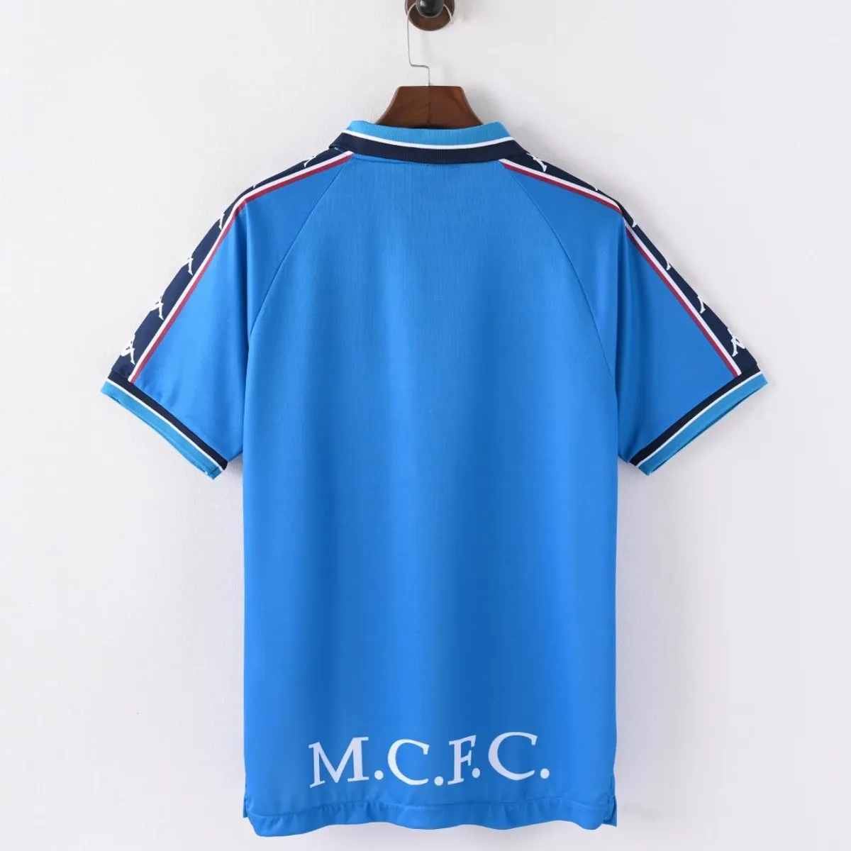 Manchester City 1998-99 Home Shirt in sky blue, navy view 2