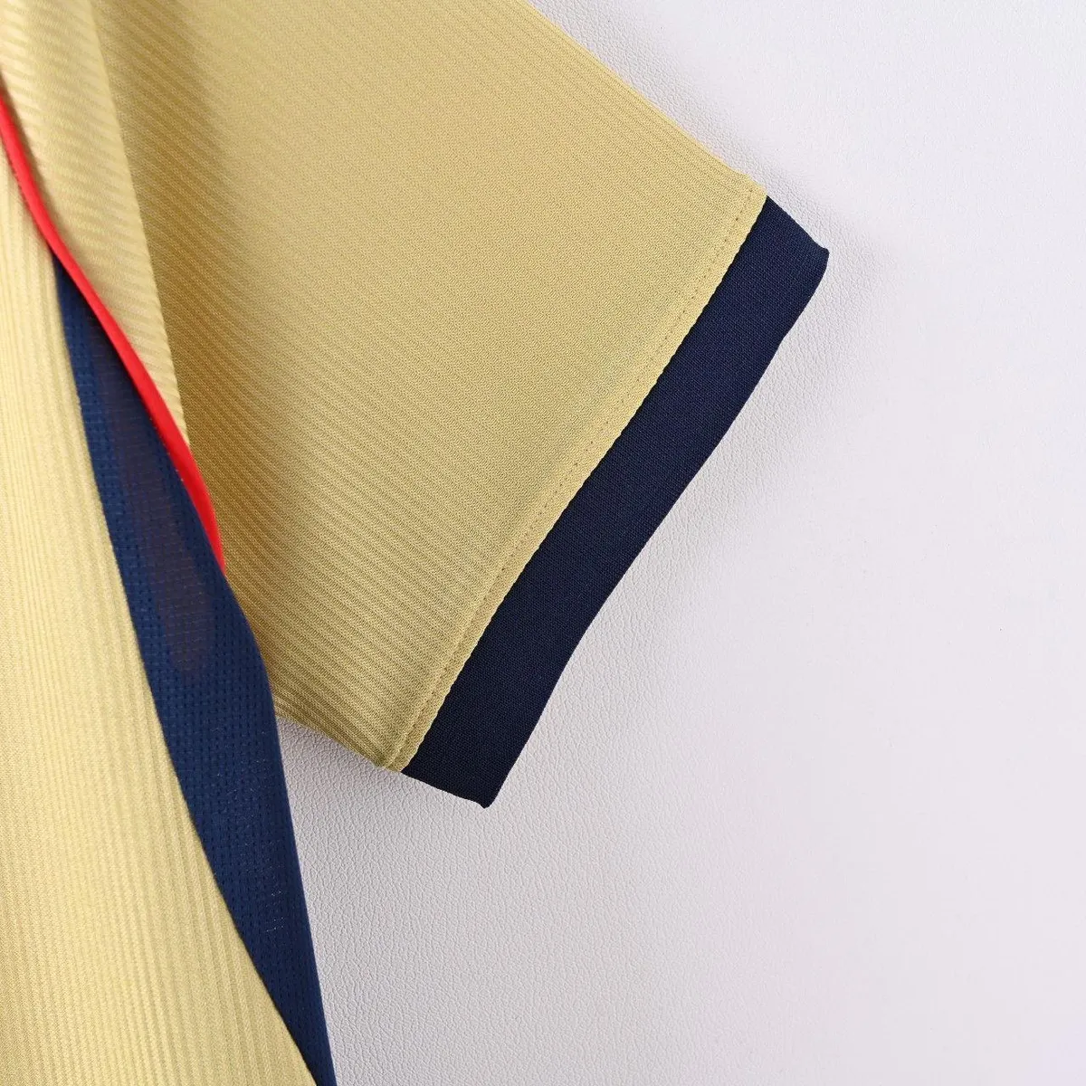 Arsenal 2001-02 Away Shirt in gold, navy, red view 7