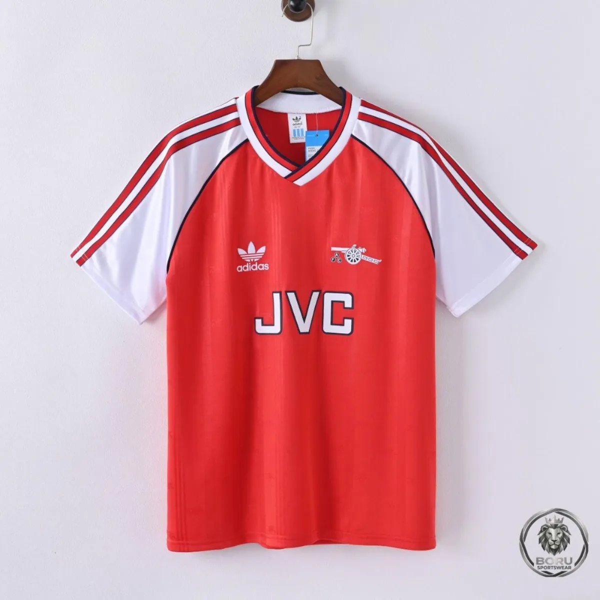 Arsenal 1988-89 Home Shirt in red, white
