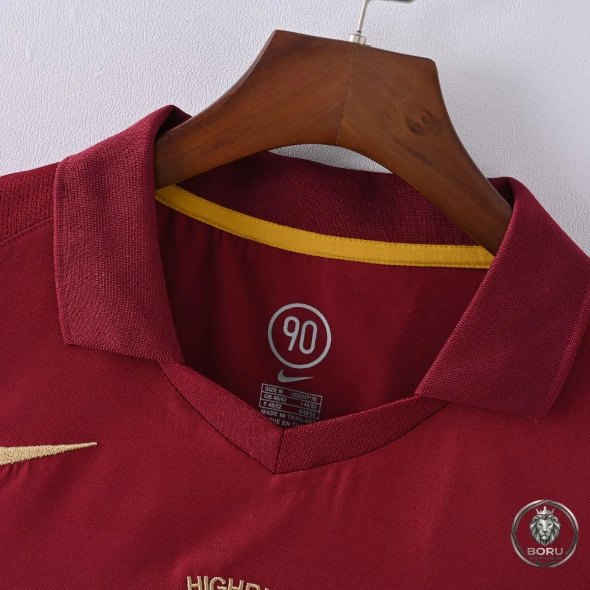 Arsenal 2005-06 Highbury Home Shirt in redcurrant, gold view 6
