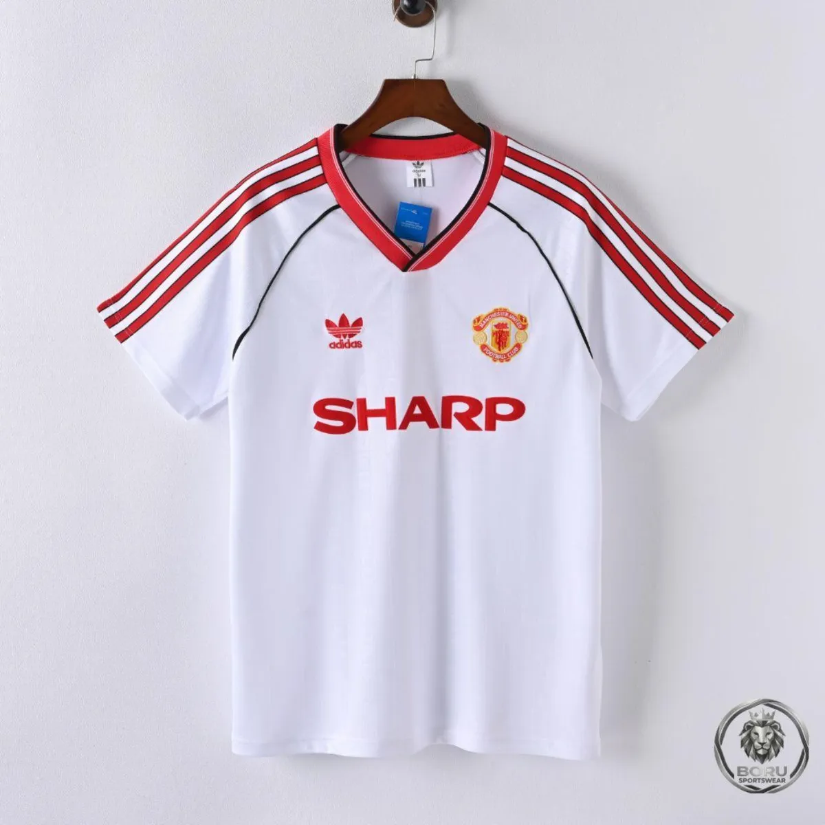 Manchester United 1988-90 Away Shirt in white, red, black