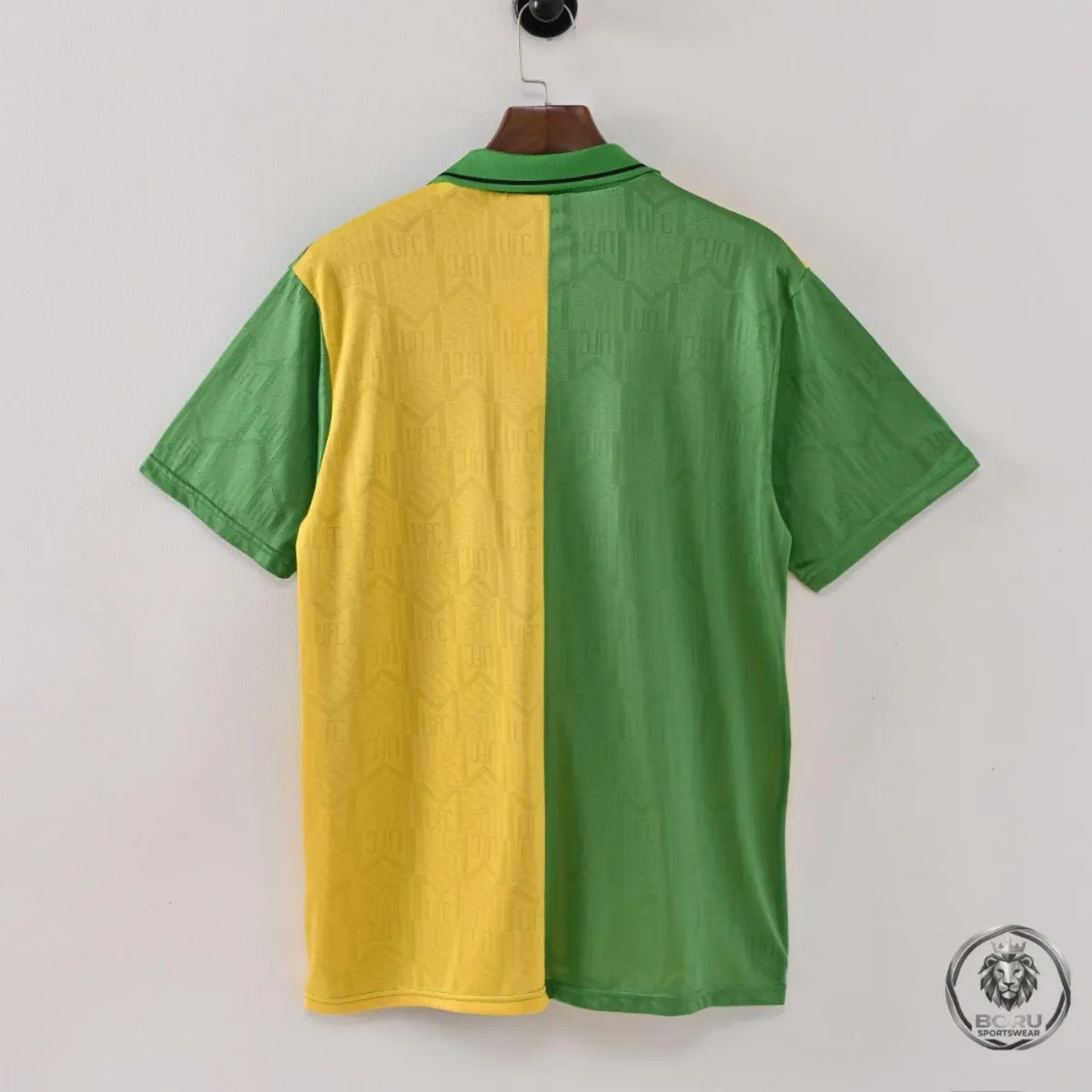 Manchester United 1992-94 Newton Heath Third Shirt in green, yellow view 2