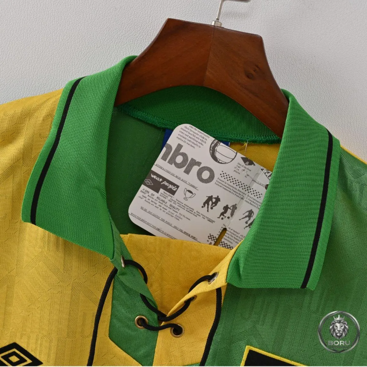 Manchester United 1992-94 Newton Heath Third Shirt in green, yellow view 4