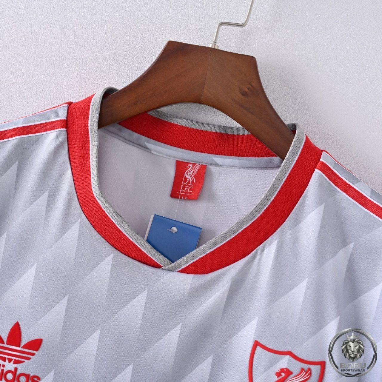 Liverpool 89-91 Away Kit view 6