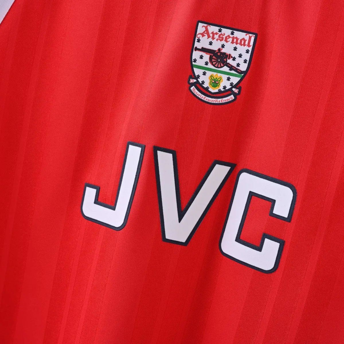 Arsenal 1992-94 Home Shirt in red, white view 3
