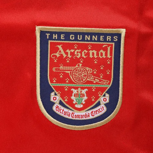 Arsenal 1998-99 Home Shirt in red, white, navy view 4