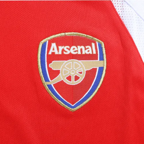 Arsenal 2002-04 Home Shirt in red, white view 4