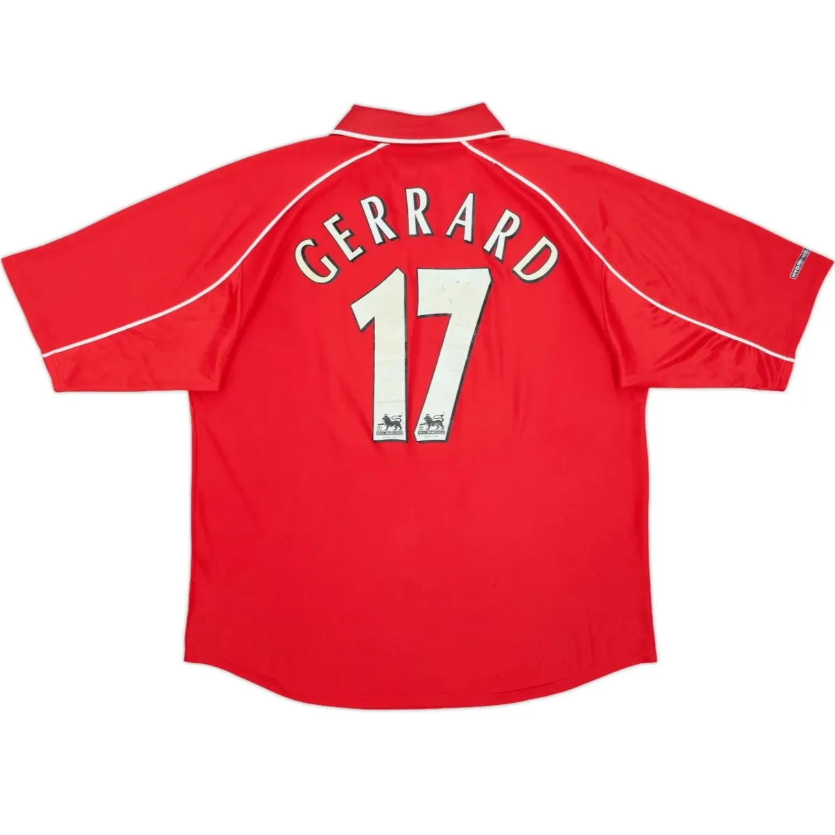 Liverpool 2000-02 Home Shirt – Gerrard 17 in red, white