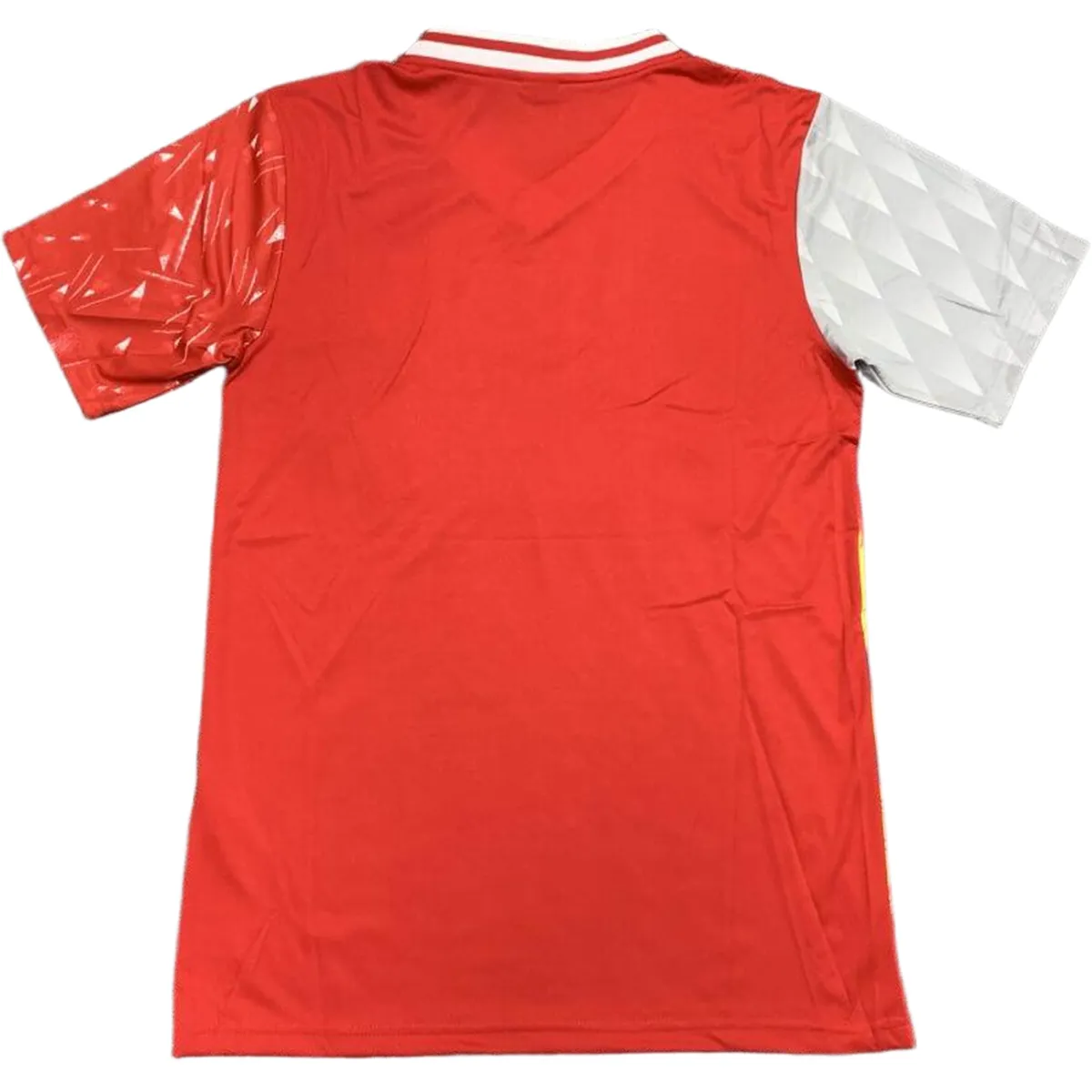 Liverpool 2005 Istanbul Commemorative Shirt in red, white, multi view 2