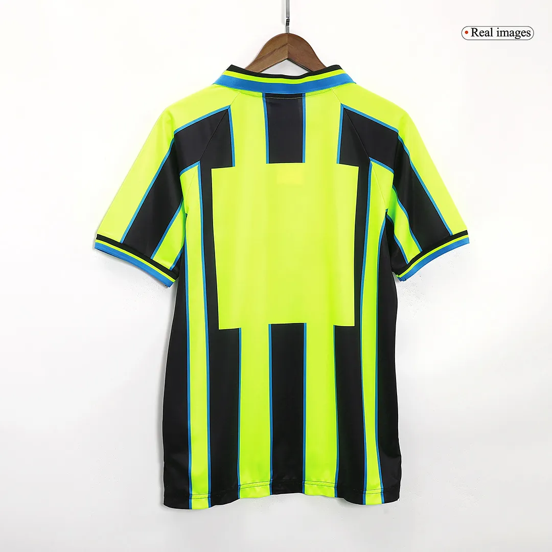 Manchester City 1998-99 Away Shirt in yellow, navy view 4