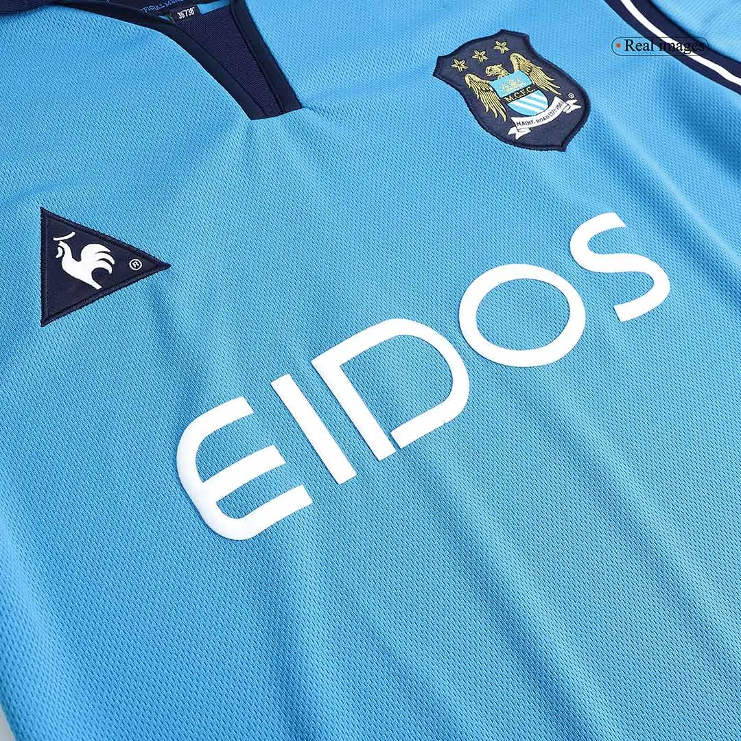 Manchester City 2001-02 Home Shirt in sky blue, navy view 5