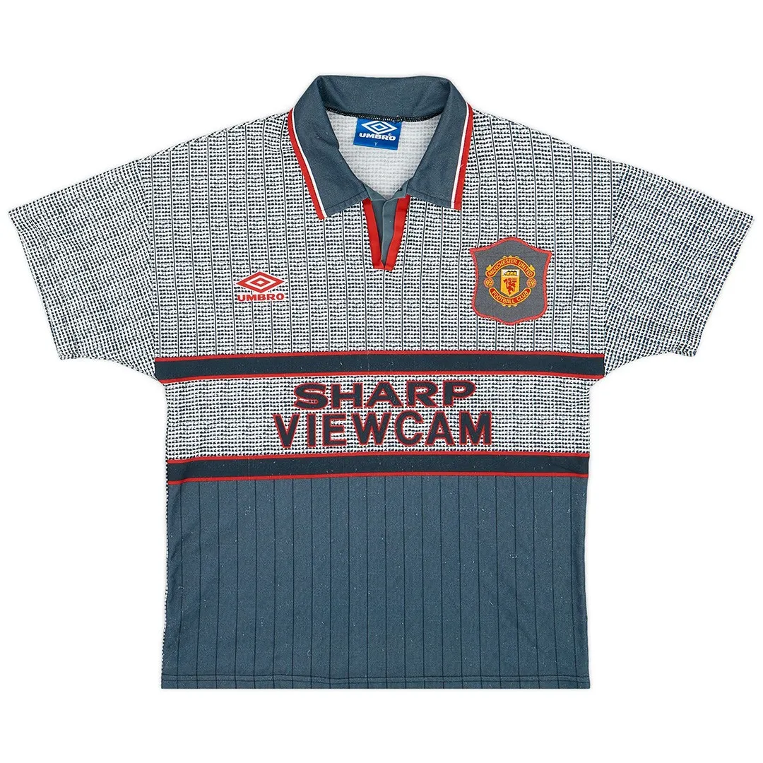 Manchester United 1995-96 Grey Away Shirt in grey, blue