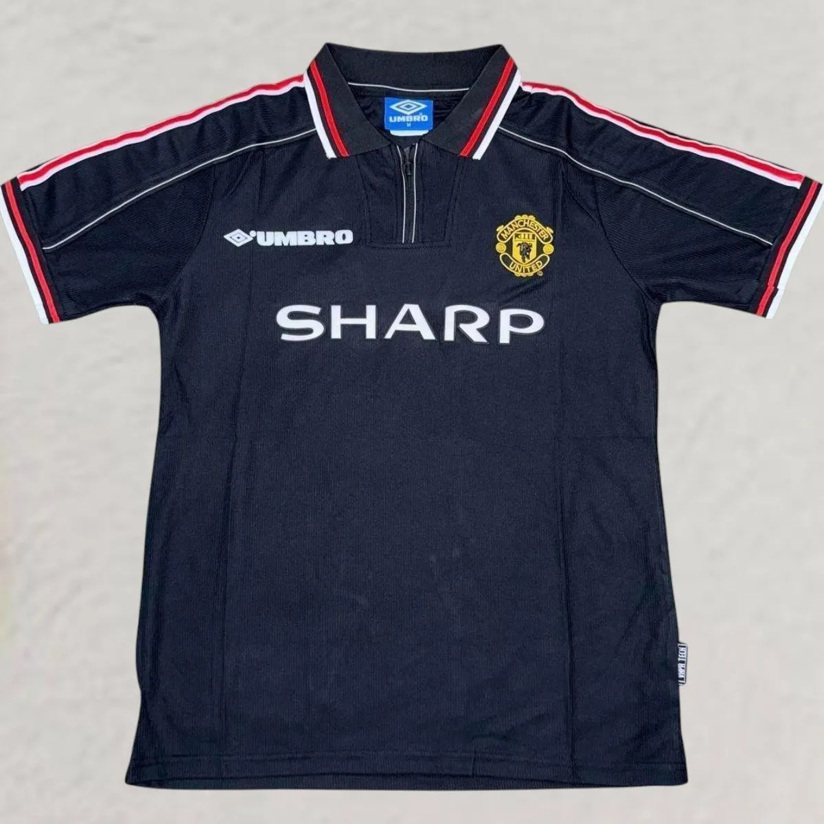 Manchester United 1998-99 Third Shirt in black, red, white