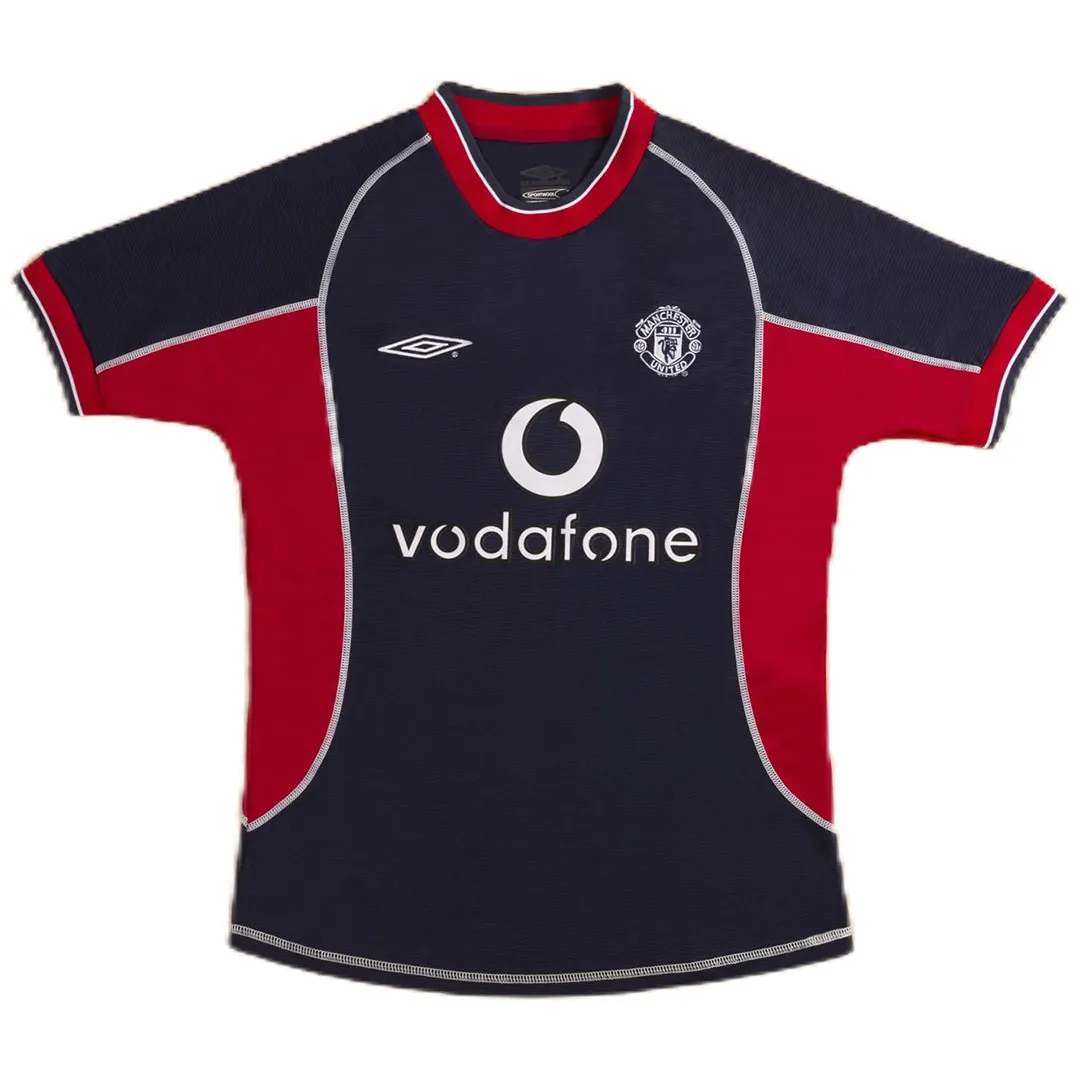 Manchester United 2000-01 Third Shirt in navy, red
