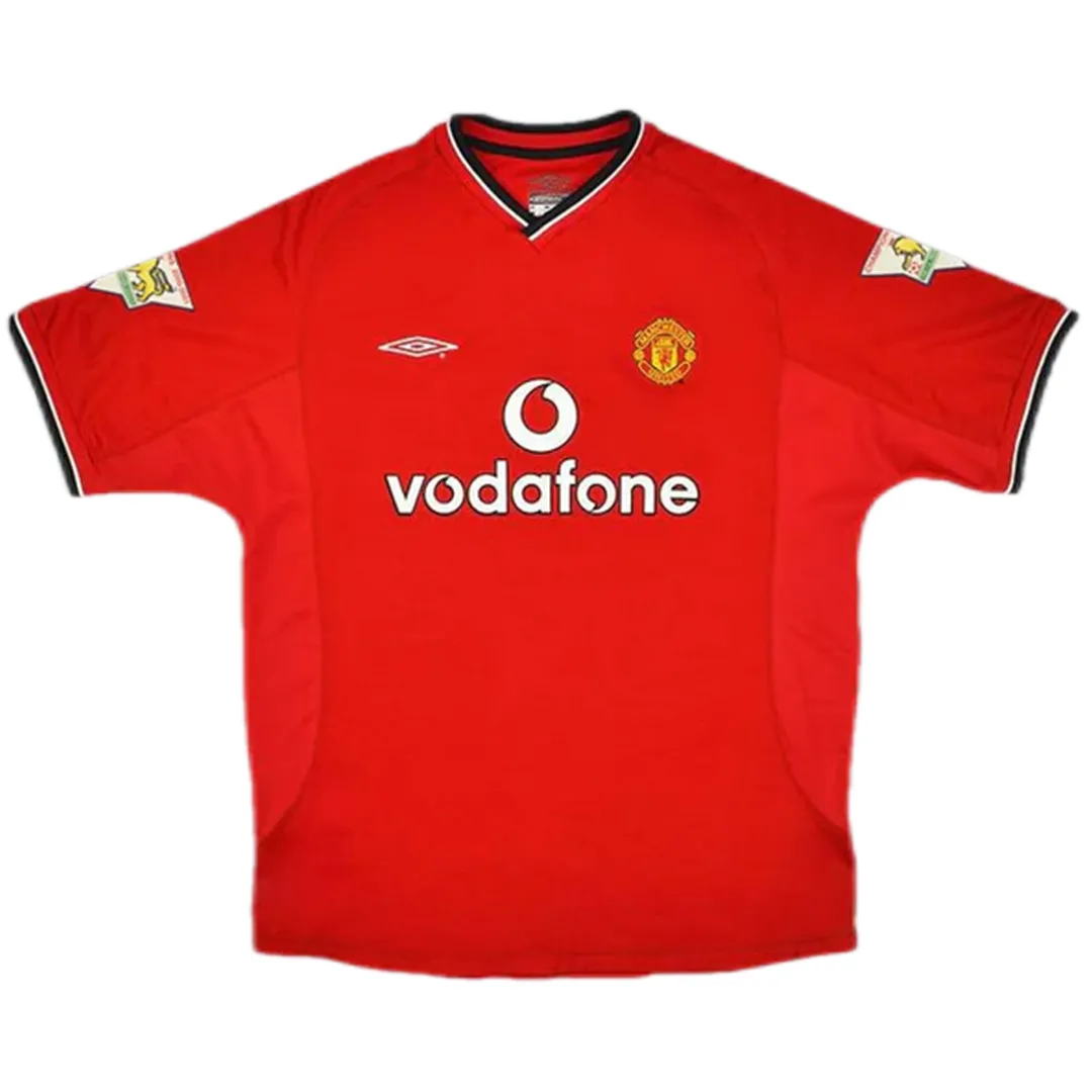 Manchester United 2000-02 Home Shirt – Beckham 7 in red, black, white view 2
