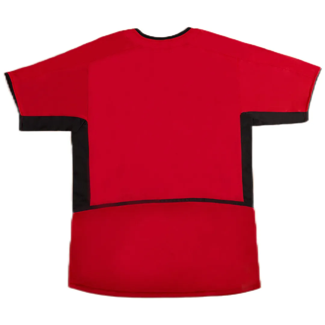 Manchester United 2002-04 Home Shirt in red, black view 2