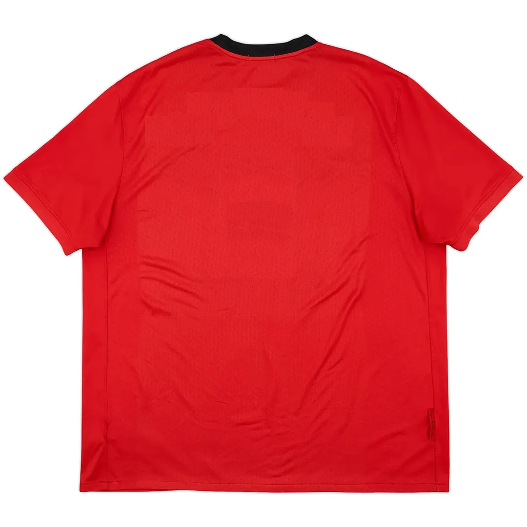 Manchester United 2009-10 Home Shirt in red, black view 2